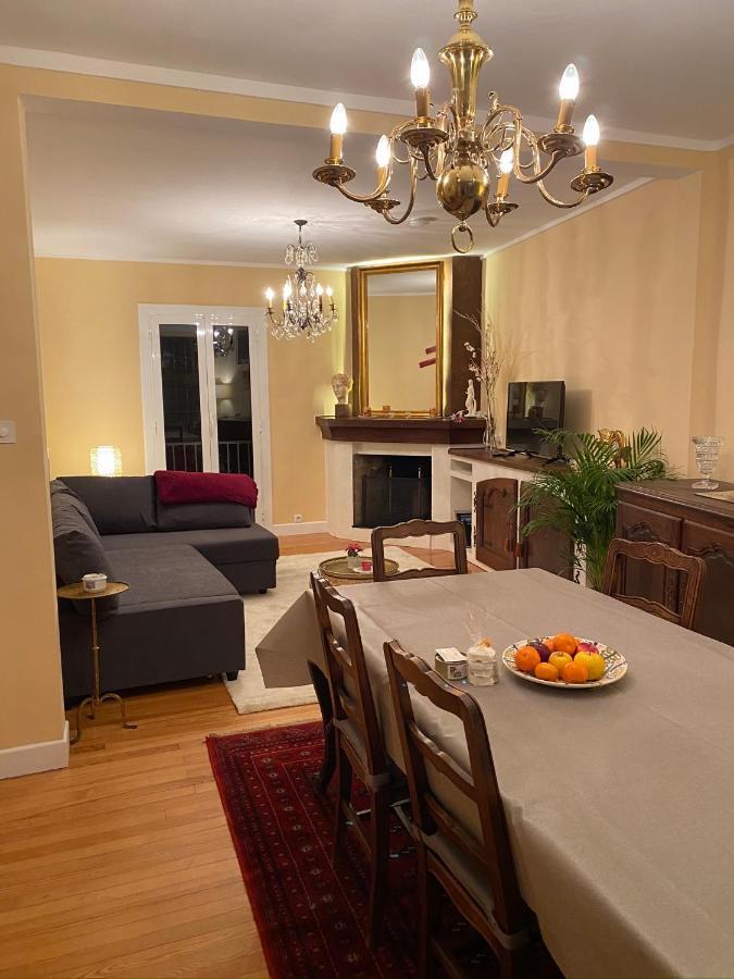 Chez Hélène, appartement charmant pour 4 personnes chiens bienvenus-perros bienvenidos Bourg-Madame Extérieur photo