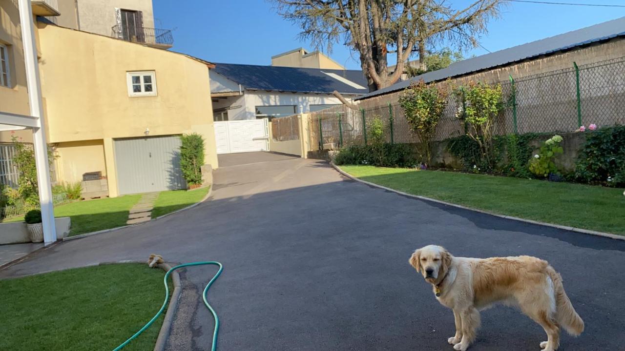 Chez Hélène, appartement charmant pour 4 personnes chiens bienvenus-perros bienvenidos Bourg-Madame Extérieur photo